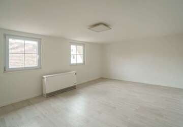 Wohnung Gechingen - 3 Zimmer, 78 m&sup2;, 780&euro; | Angebot:27442608