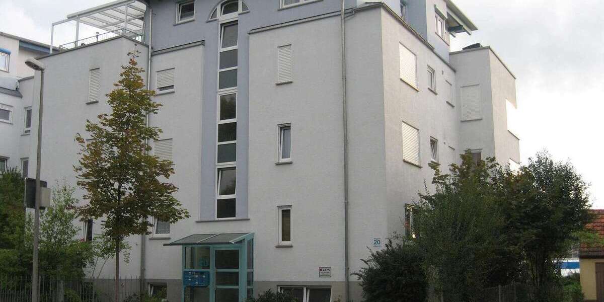 Etagenwohnung Reutlingen - 3 Zimmer, 88 m&sup2;, 1.130&euro; | Angebot:27506750