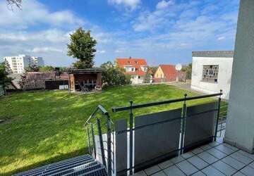 Wohnung Böblingen - 3 Zimmer, 103 m&sup2;, 2.300&euro; | Angebot:27161515