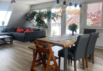 Moderne, großzügige Wohnung mit 5,5 Zimmern, Balkon, Terasse, EBK in Sindelfingen - Wohnung Sindelfingen | Angebot:27493333