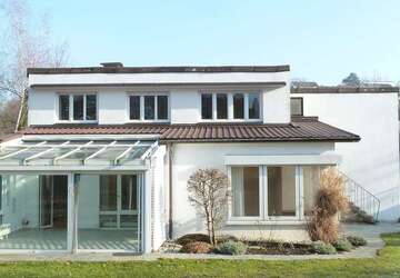 Wohnung Reutlingen - 1 Zimmer, 12 m&sup2;, 240&euro; | Angebot:26275980