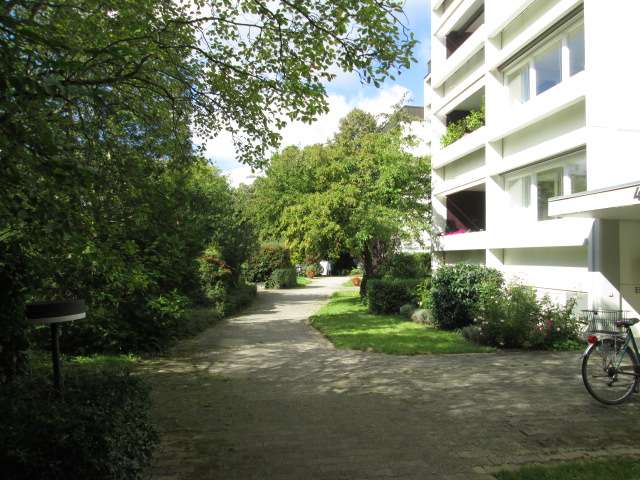 Etagenwohnung Stuttgart Sillenbuch - 3 Zimmer, 91 m&sup2;, 1.200&euro; | Angebot:27357078
