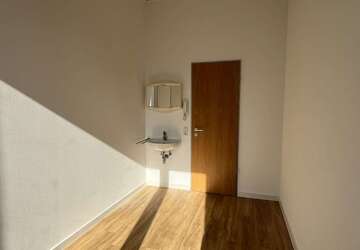 Wohnung Reutlingen - 1 Zimmer, 9 m&sup2;, 180&euro; | Angebot:23810987