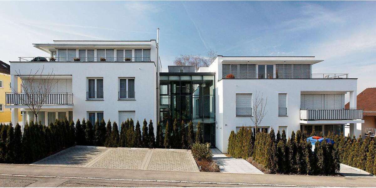 Etagenwohnung Reutlingen - 3 Zimmer, 85 m&sup2;, 1.150&euro; | Angebot:27482705
